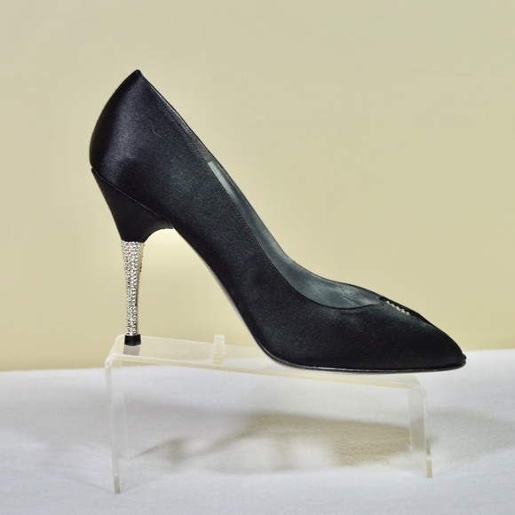 Stuart Weitzman BlacStuart Weitzman Black Satin Peep Toe Crystal Heel Pump - Picture 7 of 14
